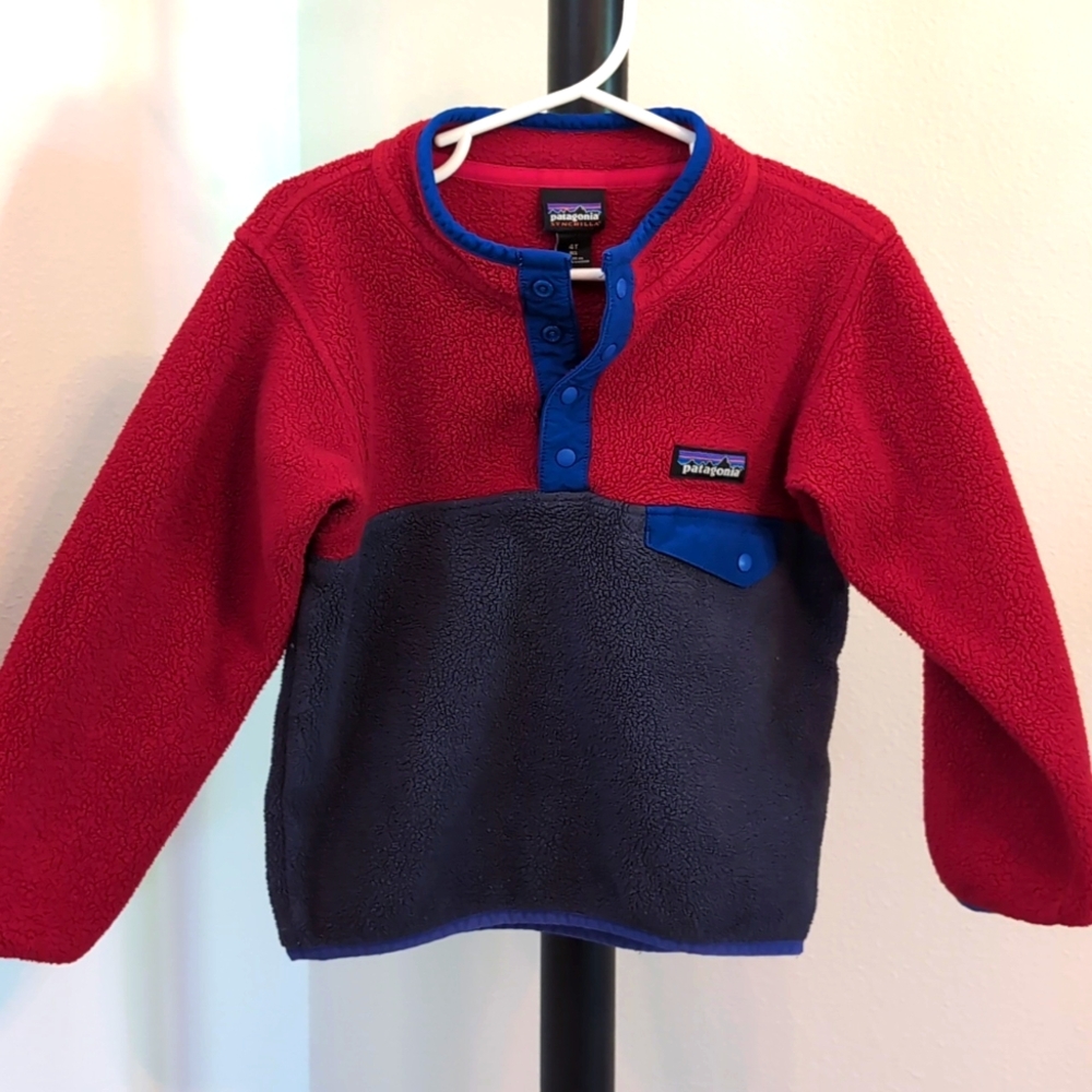 Patagonia fleece 4T pullover jacket